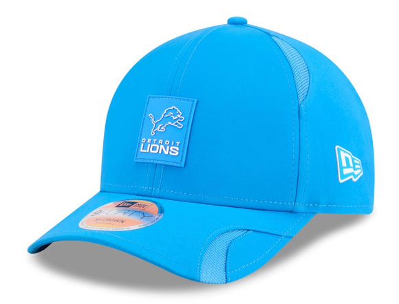 Men's Detroit Lions New Era 2025 Sideline 9SEVENTY Adjustable Trucker Hat - Powder Blue