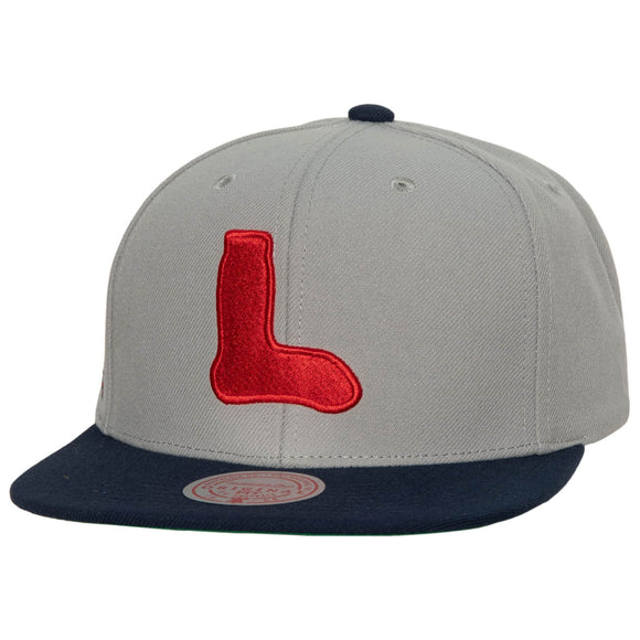 Men's Boston Red Sox MLB Mitchell & Ness Red/Grey Cooperstown Evergreen Snapback Hat