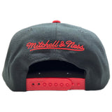 Chicago Blackhawks Mitchell & Ness Team Two-Tone 2.0 Snapback Hat - Black/Red