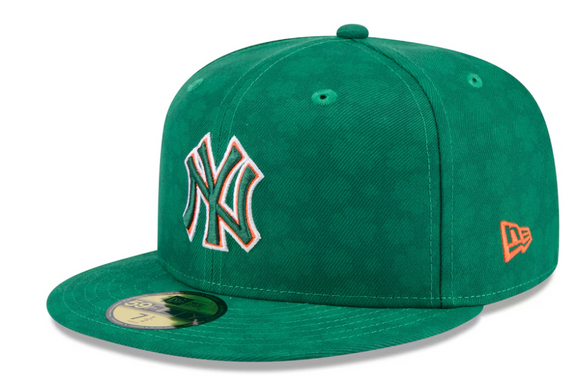 Men's New York Yankees New Era Kelly Green St. Patrick's Day 59FIFTY Fitted Hat