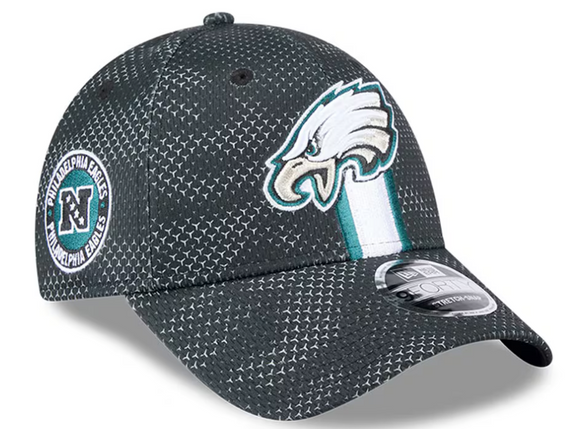 Philadelphia Eagles New Era 2024 Sideline 9FORTY Stretch-Snap Hat - Black