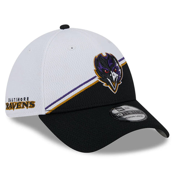 Men's New Era White/Black Baltimore Ravens 2023 Sideline 39THIRTY Flex Hat