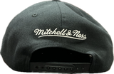 Men’s NHL Toronto Maple Leafs Mitchell & Ness Conference Patch Snapback Hat – Black & White (Copy)