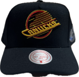 Men's Vancouver Canucks NHL Mitchell & Ness Historical Black Snapback Hat - Pro Pinch