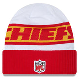 Men's New Era White/Red Kansas City Chiefs 2023 Sideline Tech Cuffed Knit Hat