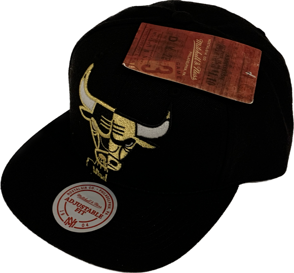 Chicago Bulls NBA Basketball Mitchell & Ness Split Crown Hardwood Classic Snapback Cap - Black & Gold