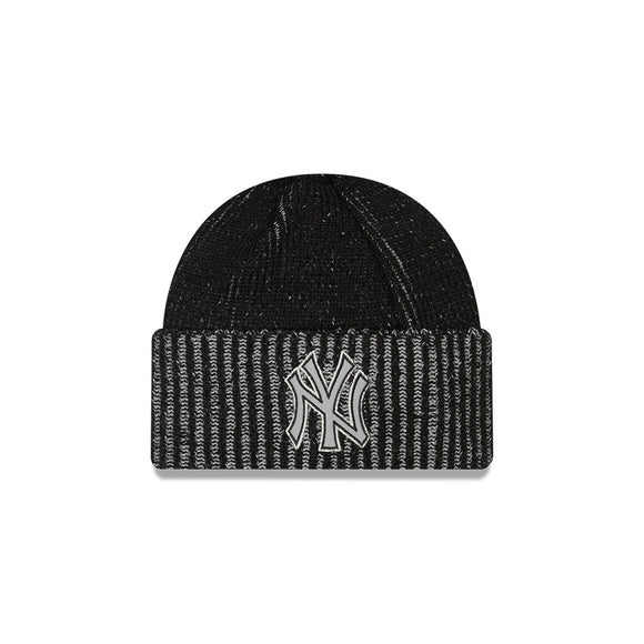 Men's New York Yankees New Era Black Pop Flect Cuffed Knit Hat