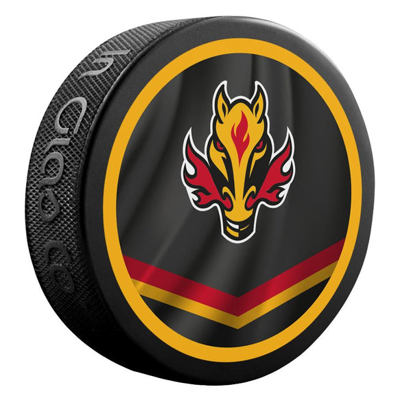 Calgary Flames Retro Reverse Double-Sided Logo NHL Inglasco Souvenir Puck