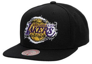 Los Angeles Lakers Mitchell & Ness Hardwood Classics Embroidery Glitch Snapback Hat - Black