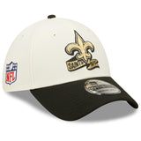 Men's New Orleans Saints New Era Cream/Black 2022 Sideline 39THIRTY 2-Tone Flex Hat