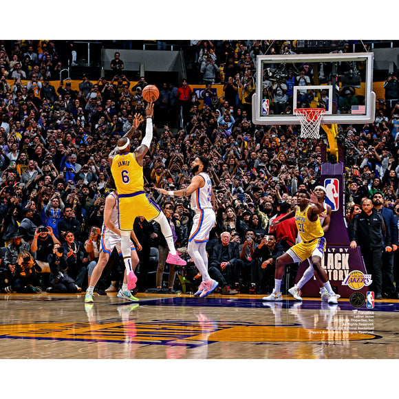 LeBron James Los Angeles Lakers Unsigned Breaks the All-Time Scoring Record With 38388 Points Photograph