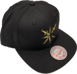 Men’s NHL Vegas Golden Knights Mitchell & Ness Gold Touch Snapback Hat – Black