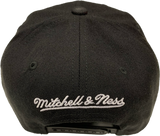 Men’s NBA Toronto Raptors Negative Space Mitchell & Ness Snapback Hat – Black