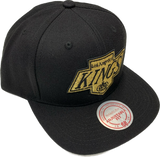 Men’s NHL Los Angeles Kings Mitchell & Ness Gold Touch Snapback Hat – Black